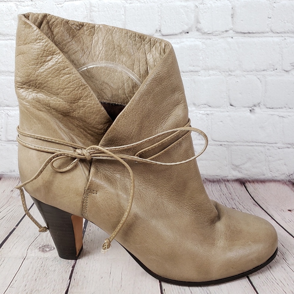 Dolce Vita Tan Booties Womens 10 Shoes